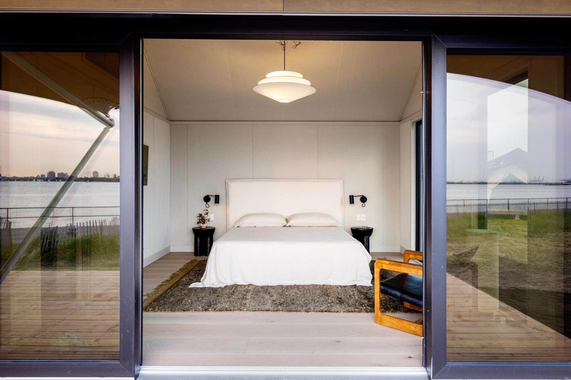Collective Retreats Governors Island Campsite 4*